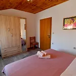 Peric *