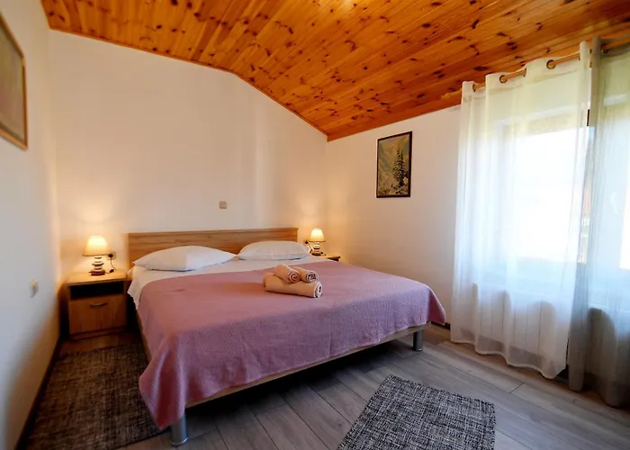 Peric * Opatija